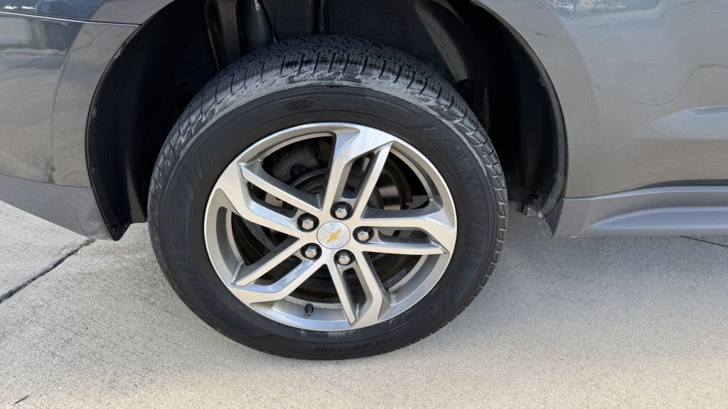2017 Chevrolet Equinox Image 10