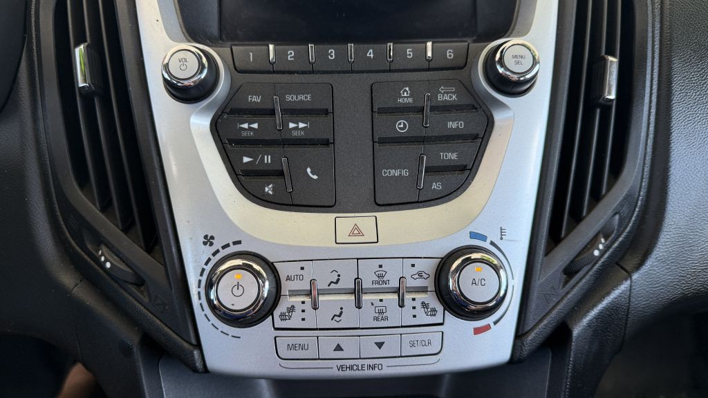2017 Chevrolet Equinox Image 25