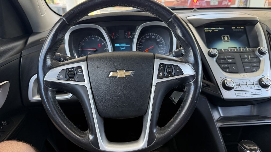 2017 Chevrolet Equinox Image 29