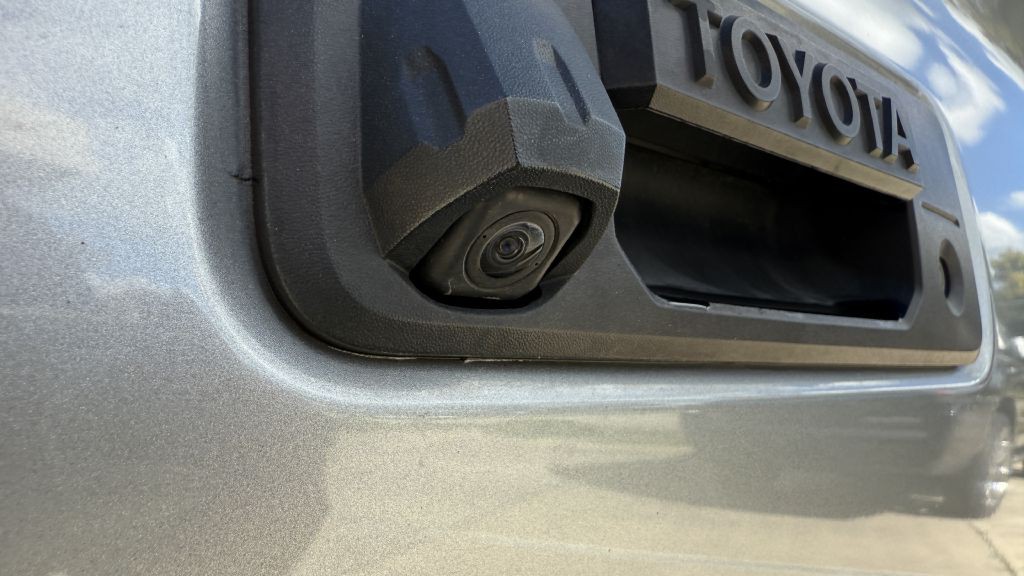 2019 Toyota Tacoma Image 21