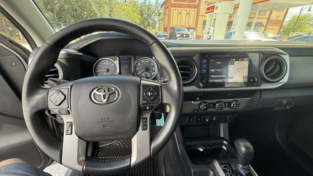 2019 Toyota Tacoma Image 26