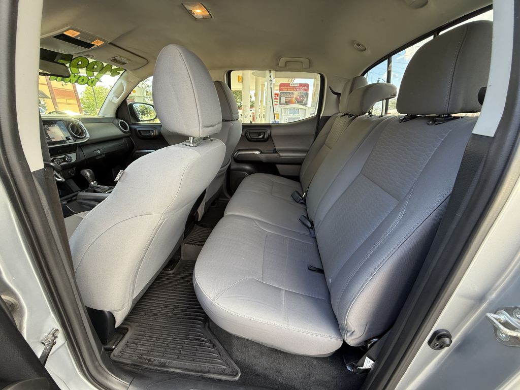 2019 Toyota Tacoma Image 42