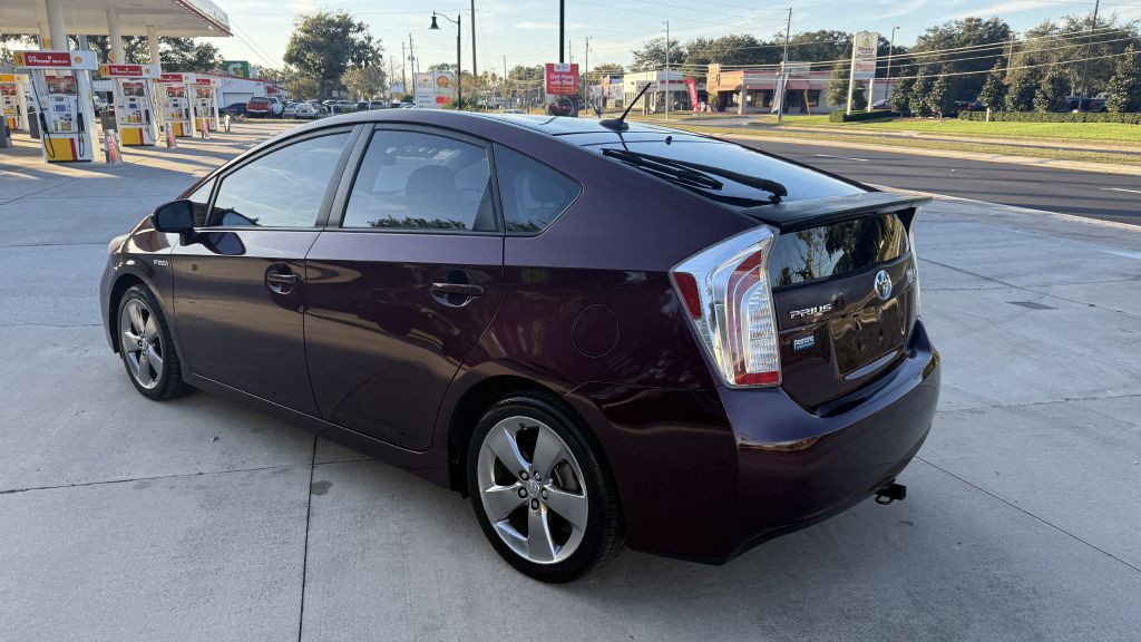 2013 Toyota Prius Image 5