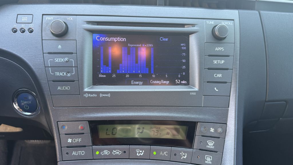 2013 Toyota Prius Image 19