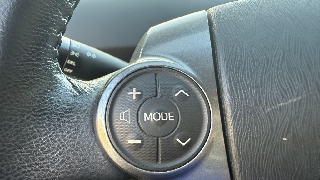 2013 Toyota Prius Image 27
