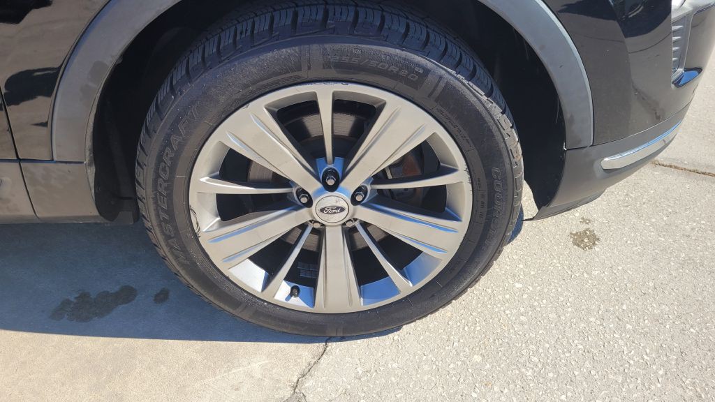 2018 Ford Explorer Image 9