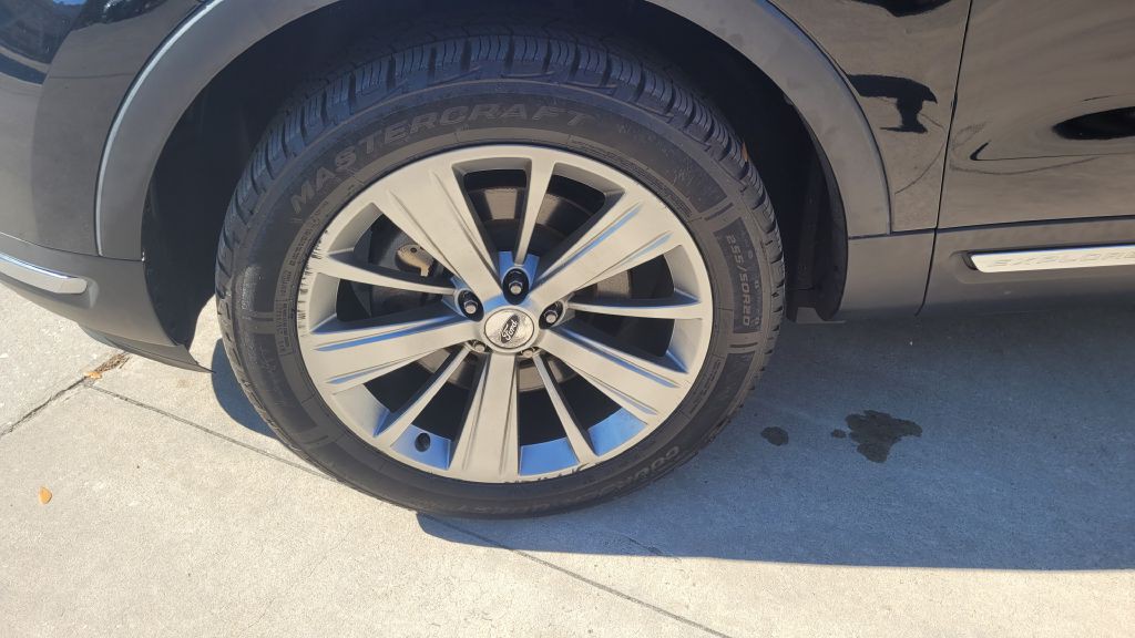 2018 Ford Explorer Image 12