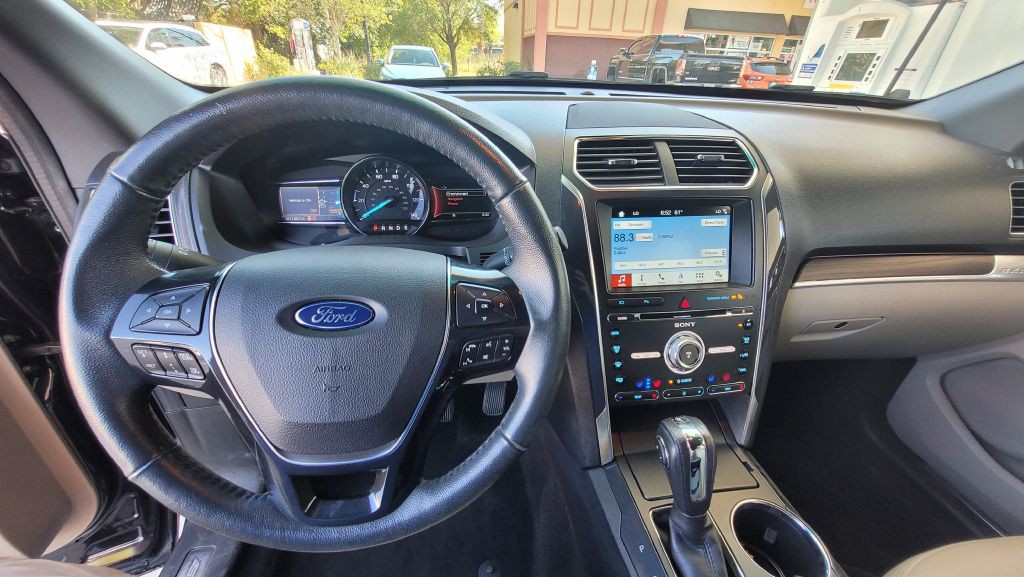 2018 Ford Explorer Image 23