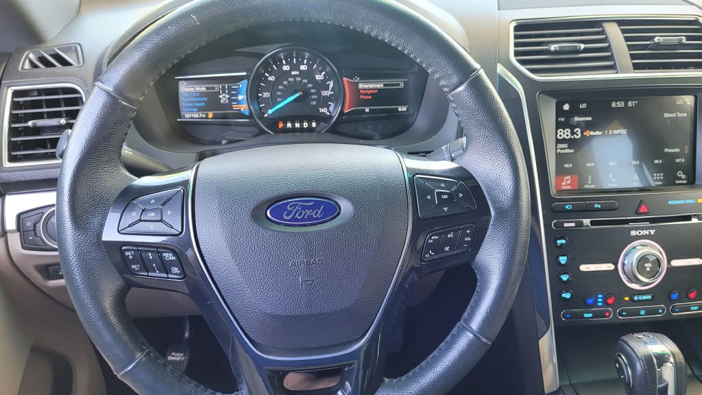 2018 Ford Explorer Image 34