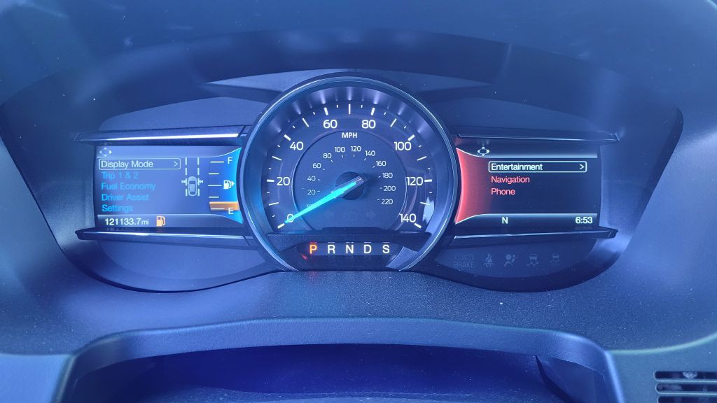 2018 Ford Explorer Image 37