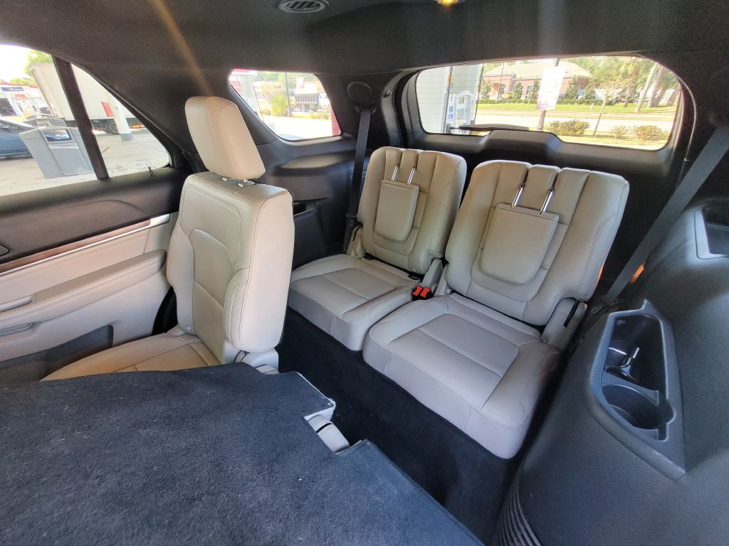 2018 Ford Explorer Image 44