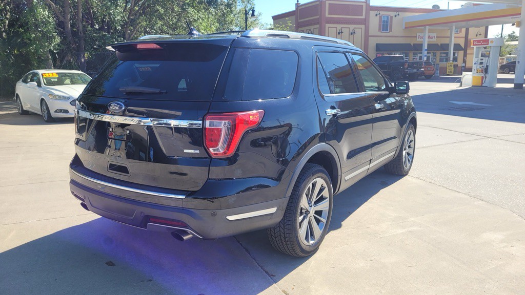 2018 Ford Explorer Image 5