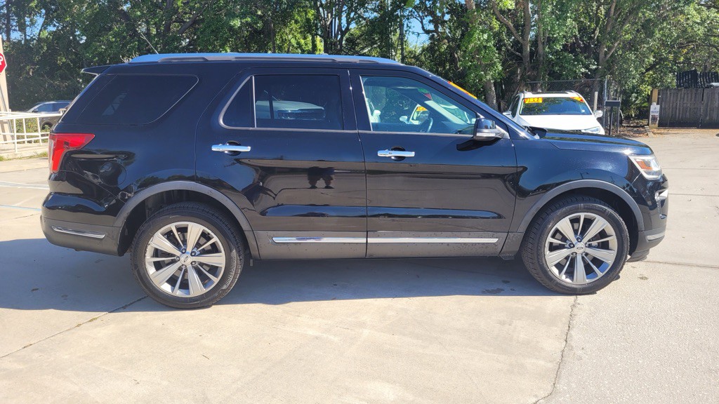 2018 Ford Explorer Image 6