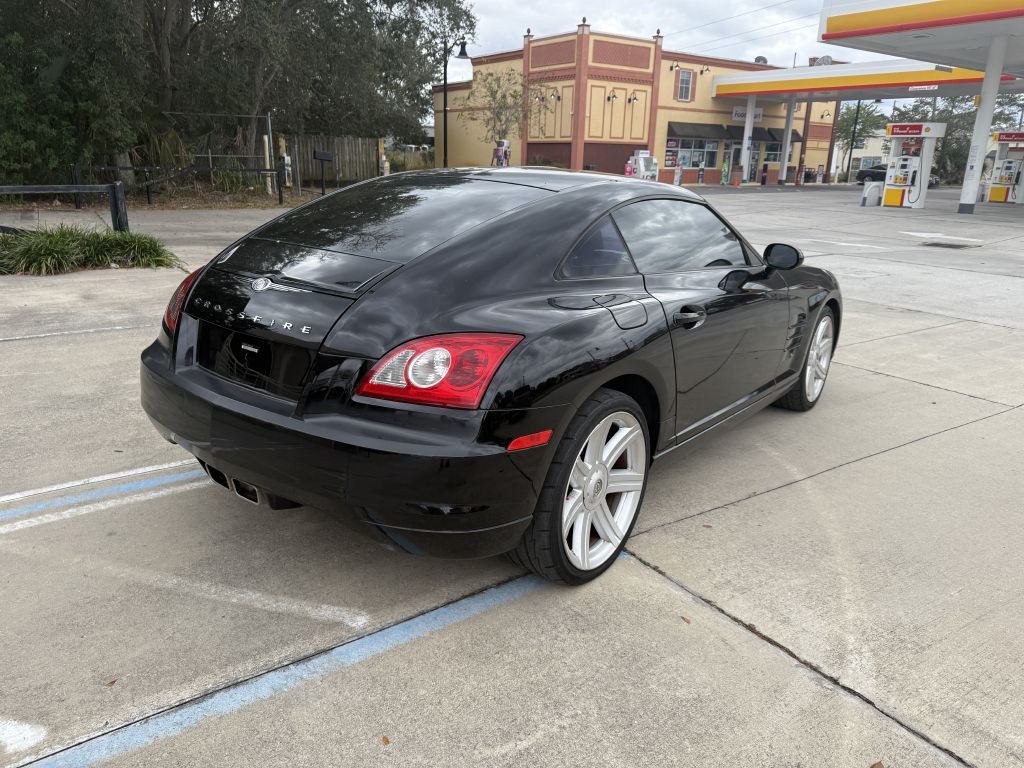 2005 Chrysler Crossfire Image 7
