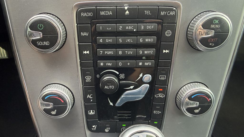 2018 Volvo S60 Image 28