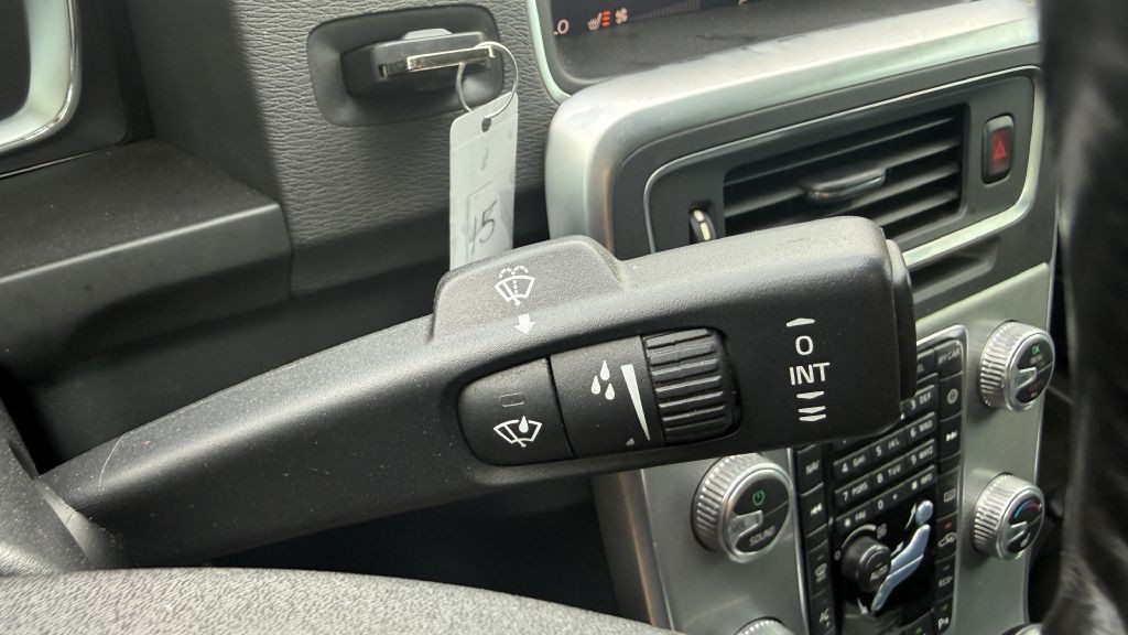 2018 Volvo S60 Image 34