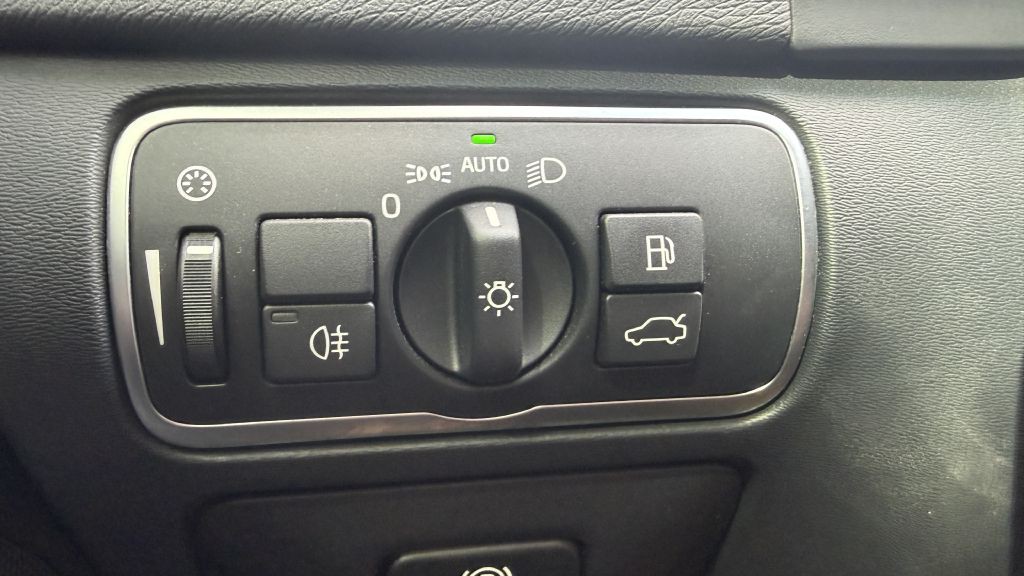 2018 Volvo S60 Image 37