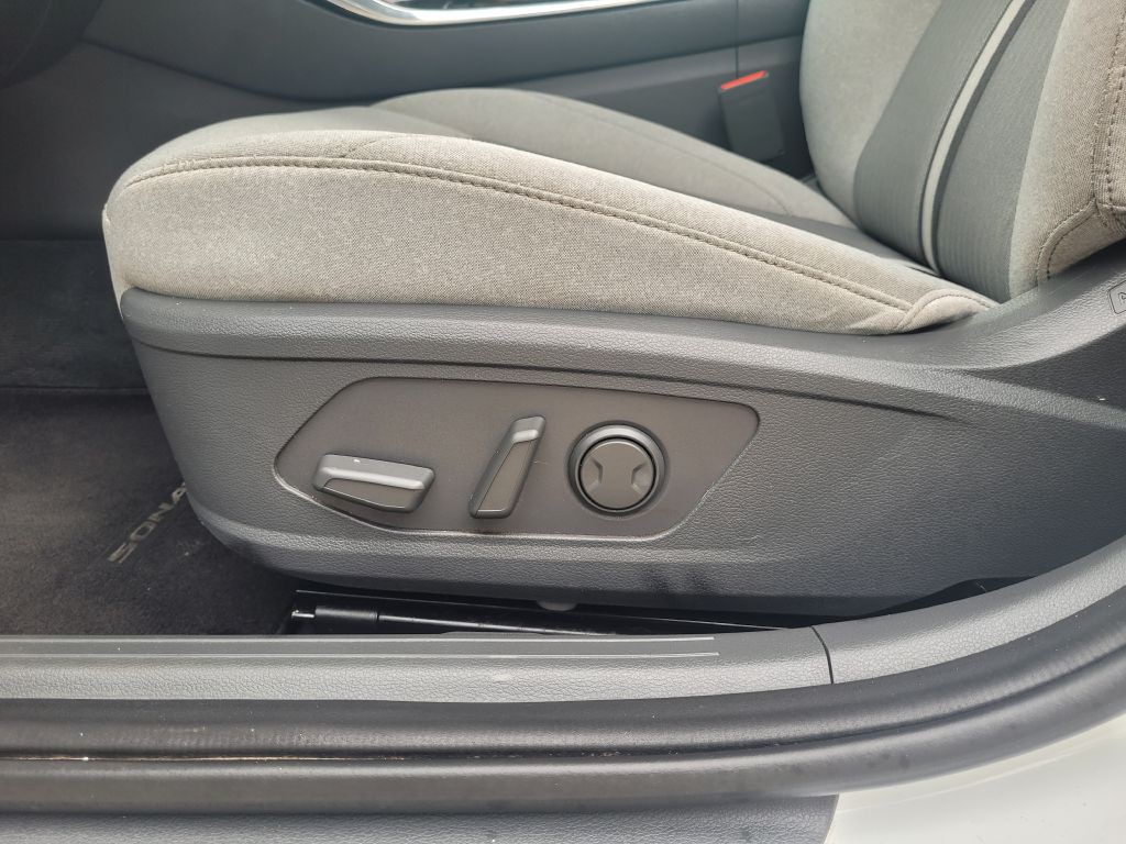 2021 Hyundai Sonata Image 17