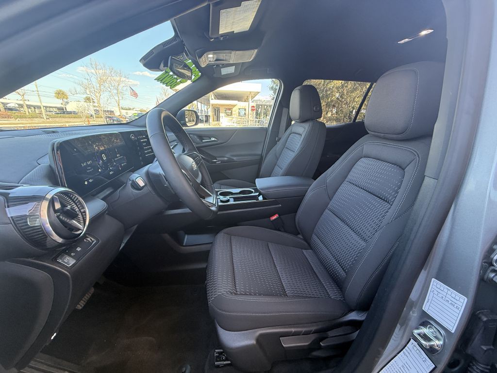 2026 Chevrolet Equinox Image 21