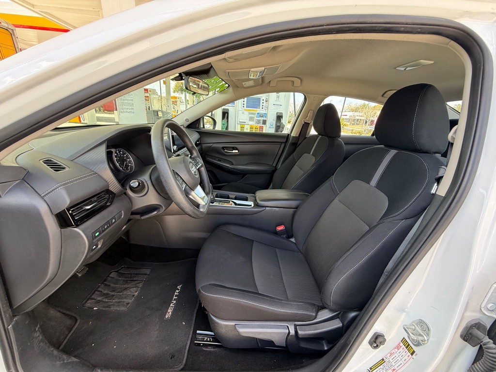 2023 Nissan Sentra Image 19