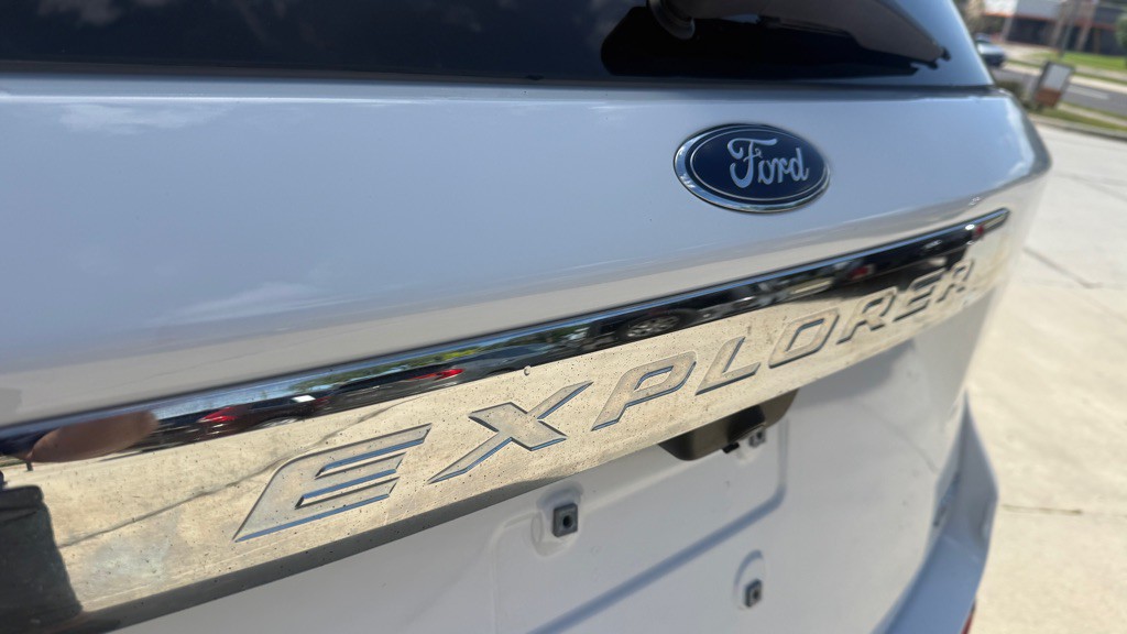 2021 Ford Explorer Image 16