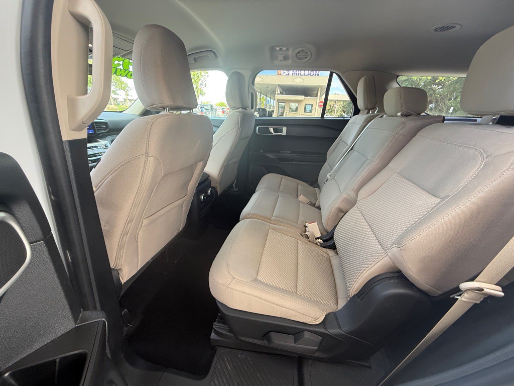 2021 Ford Explorer Image 39