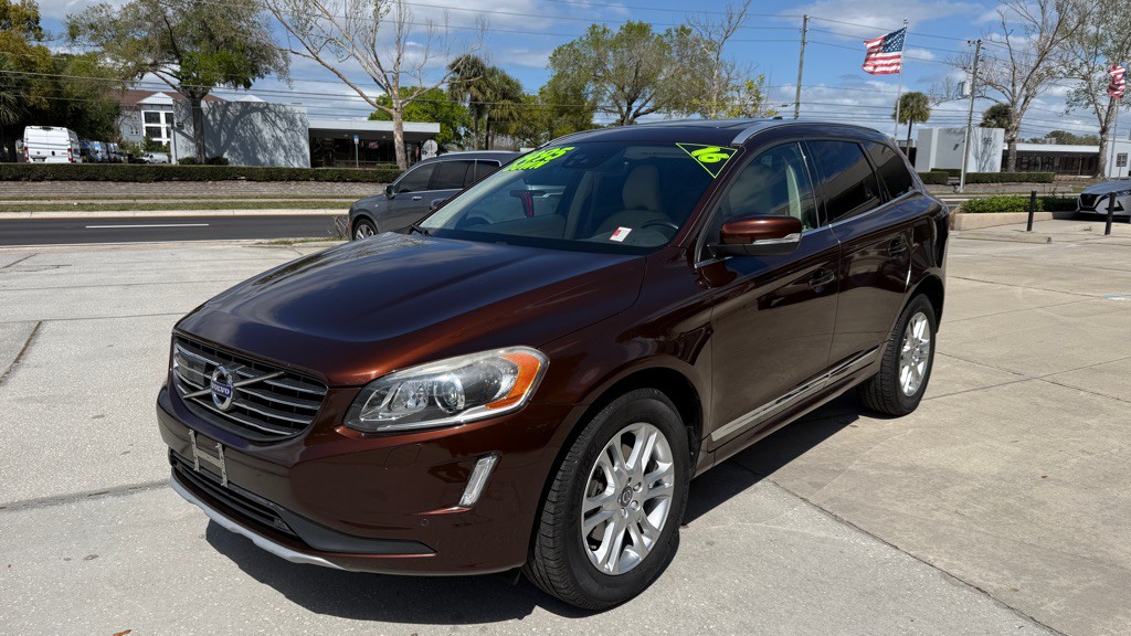 2016 Volvo XC60 Image 3