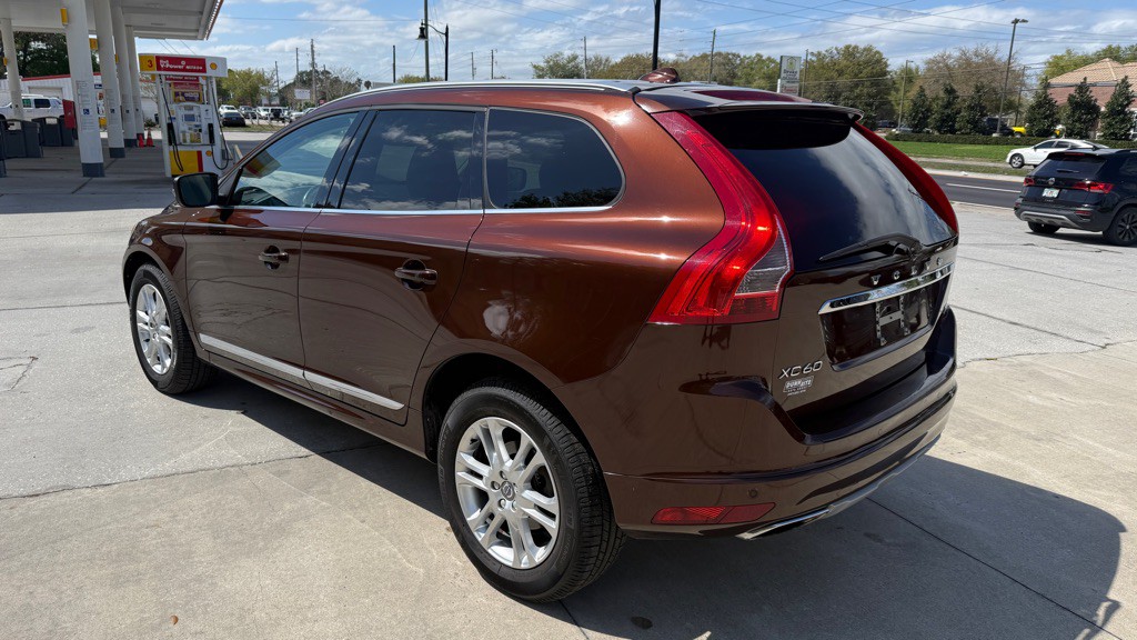 2016 Volvo XC60 Image 5