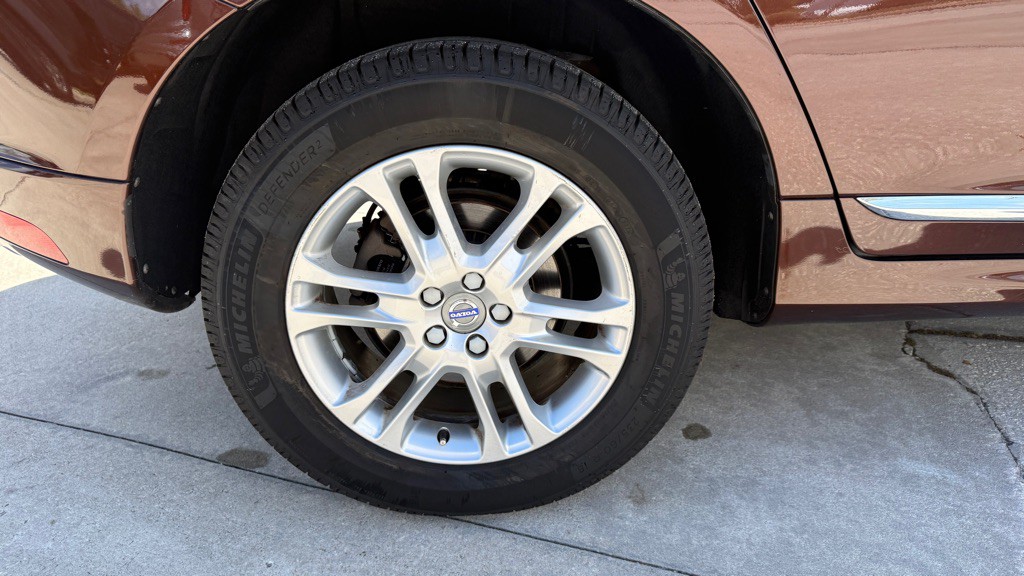 2016 Volvo XC60 Image 10