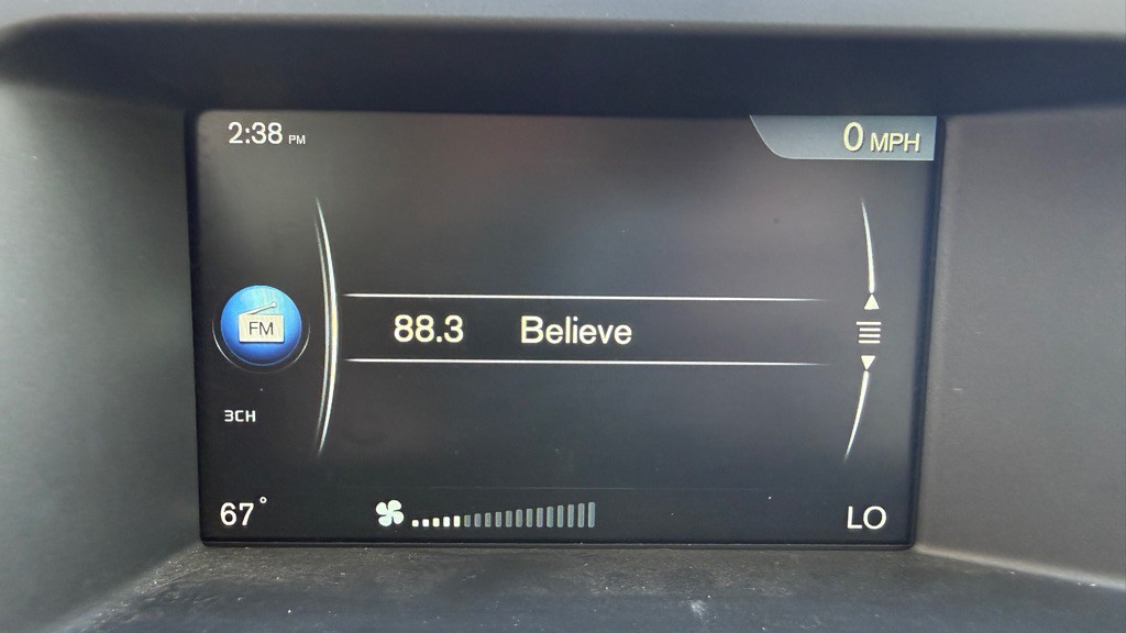 2016 Volvo XC60 Image 29