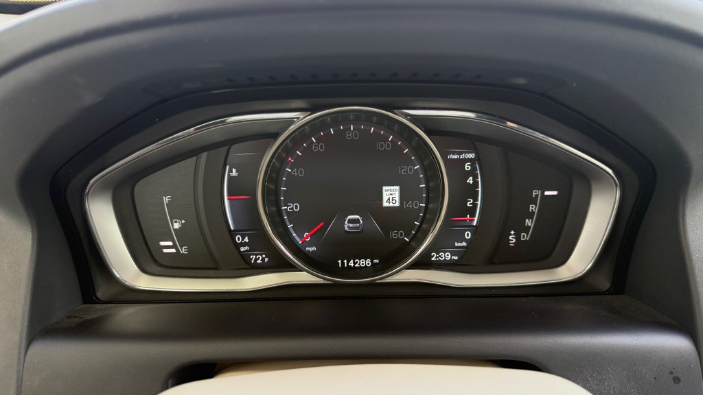 2016 Volvo XC60 Image 37