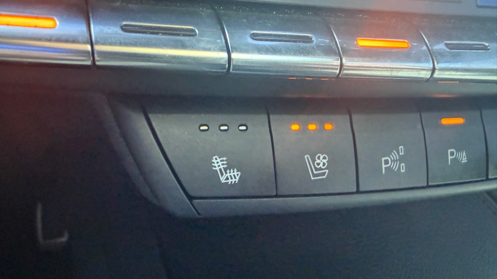 2019 Cadillac XT4 Image 32