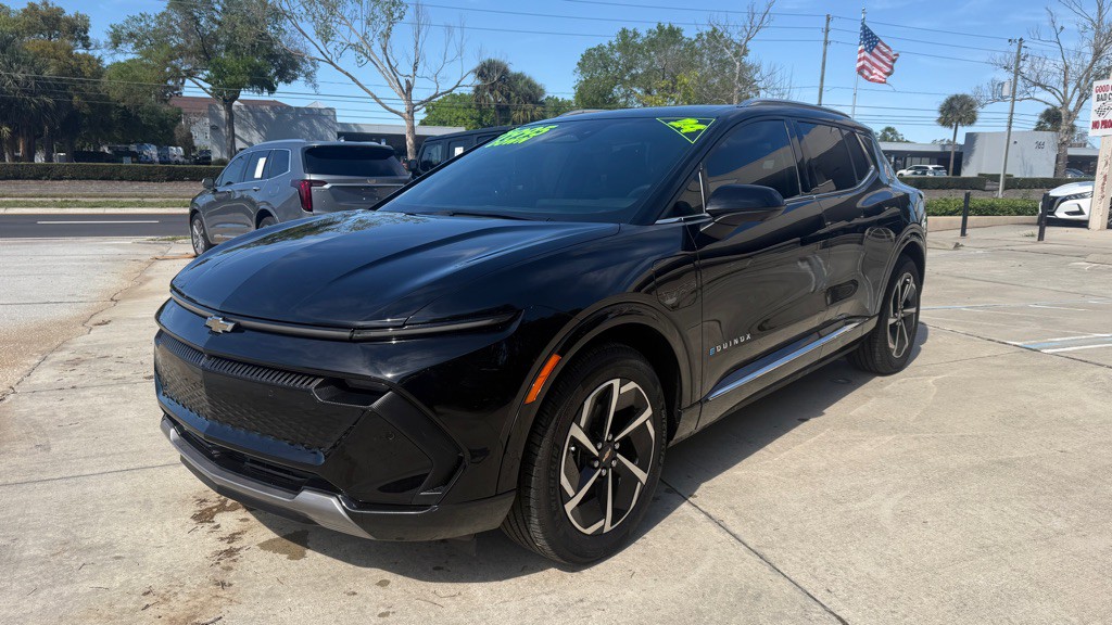 2024 Chevrolet Equinox Image 3
