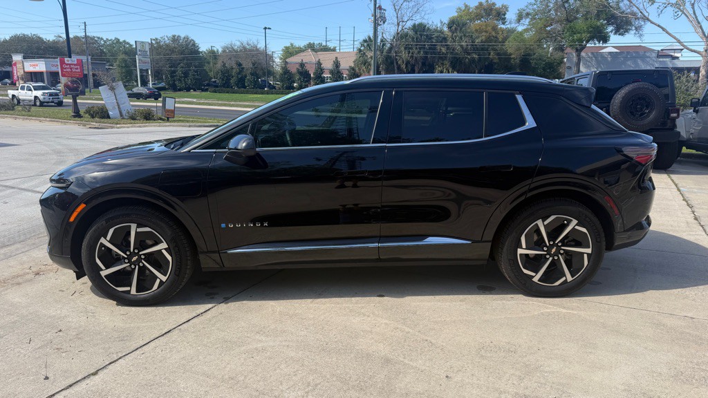 2024 Chevrolet Equinox Image 4