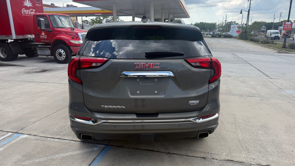 2018 GMC Terrain Image 6