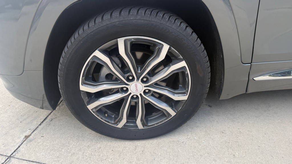 2018 GMC Terrain Image 12