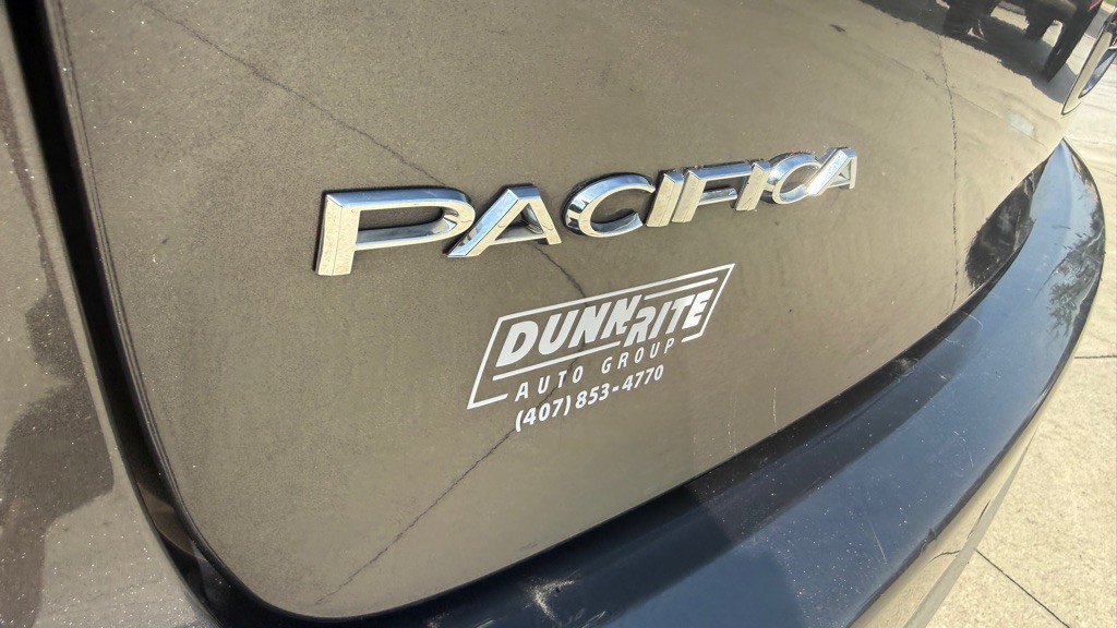 2020 Chrysler Pacifica Image 18