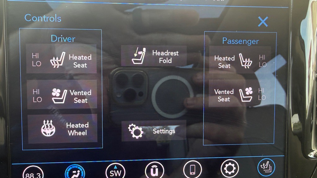 2020 Chrysler Pacifica Image 27