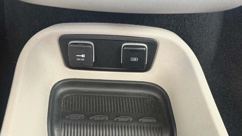 2020 Chrysler Pacifica Image 33