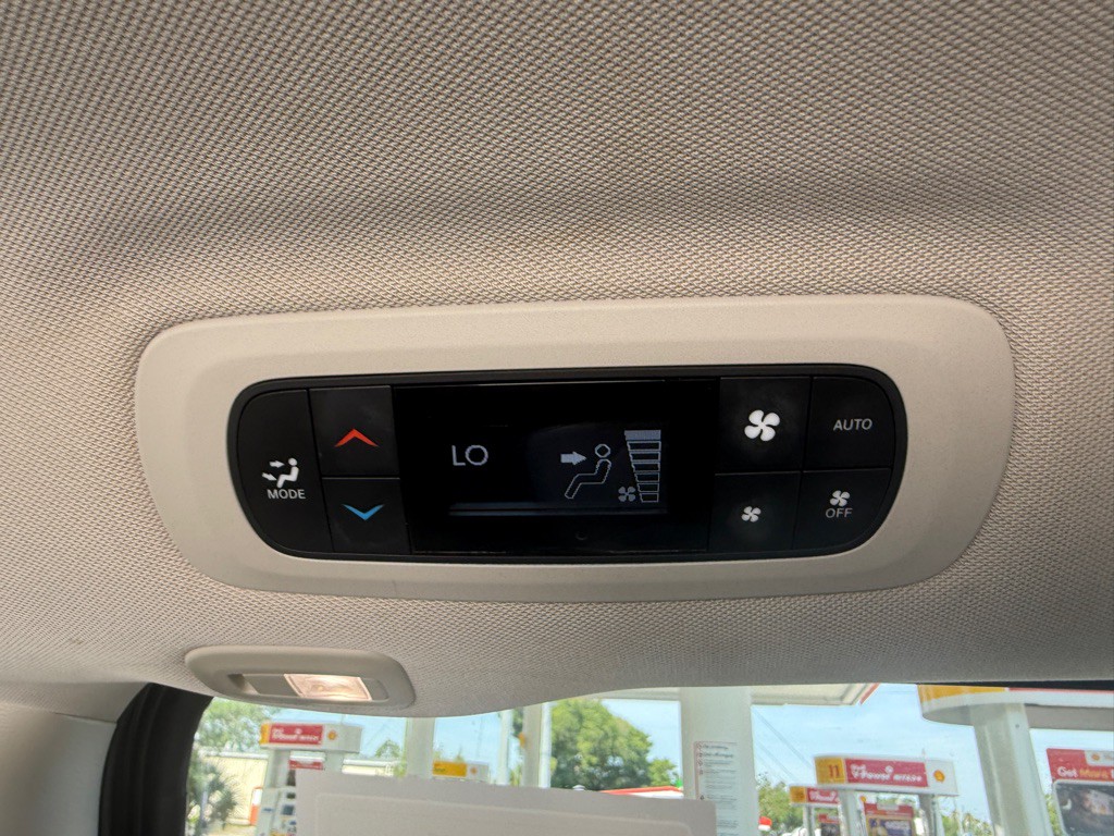 2020 Chrysler Pacifica Image 49