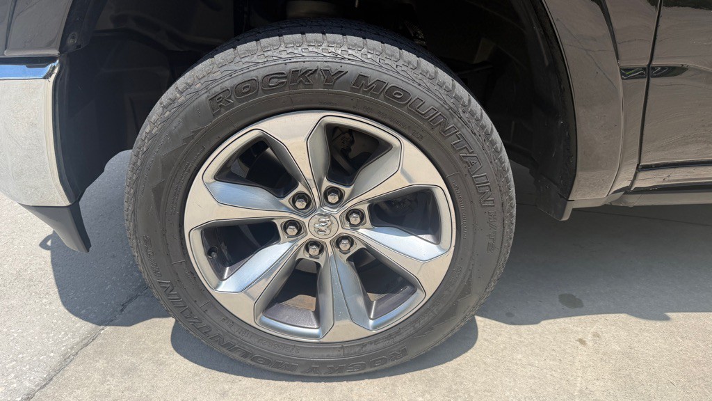 2019 RAM 1500 Image 12