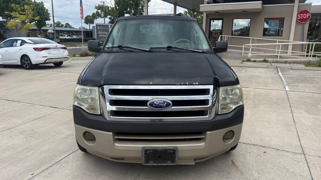2007 Ford Expedition Image 2