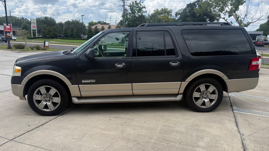 2007 Ford Expedition Image 4