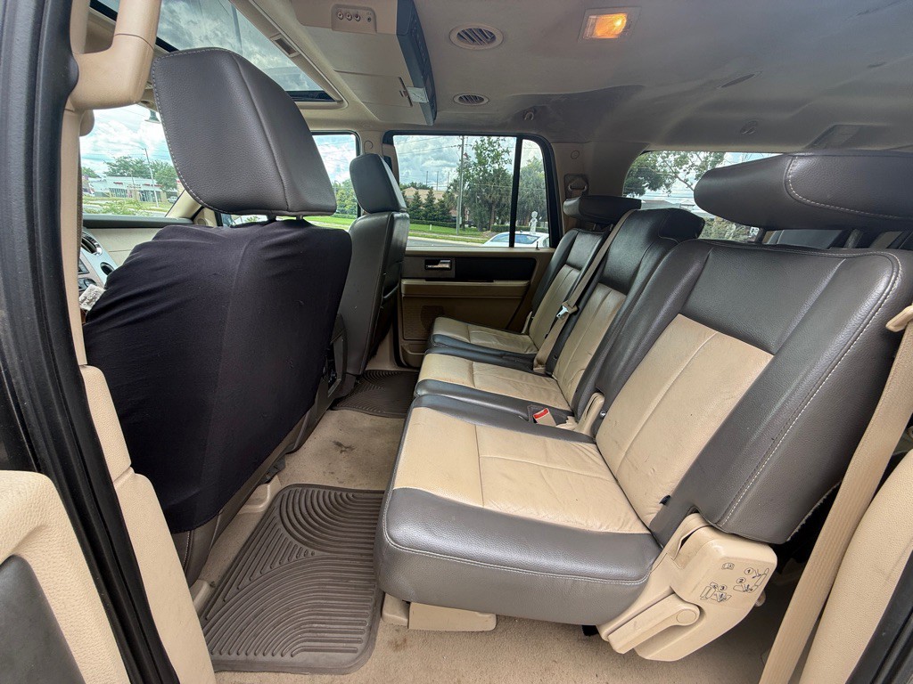 2007 Ford Expedition Image 10
