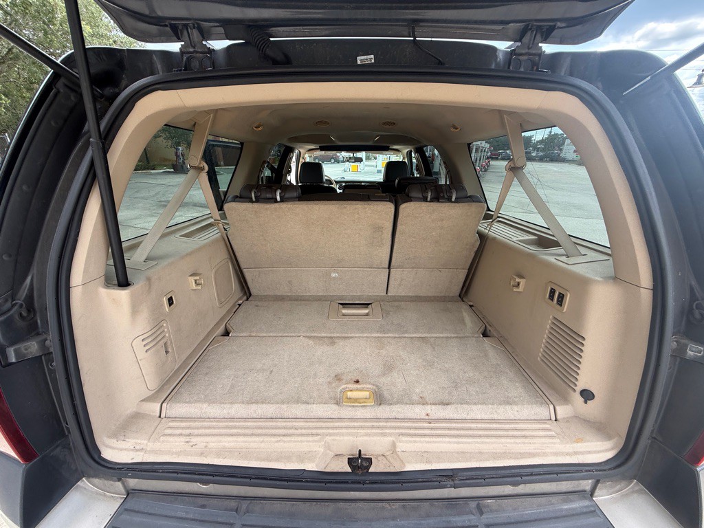 2007 Ford Expedition Image 12