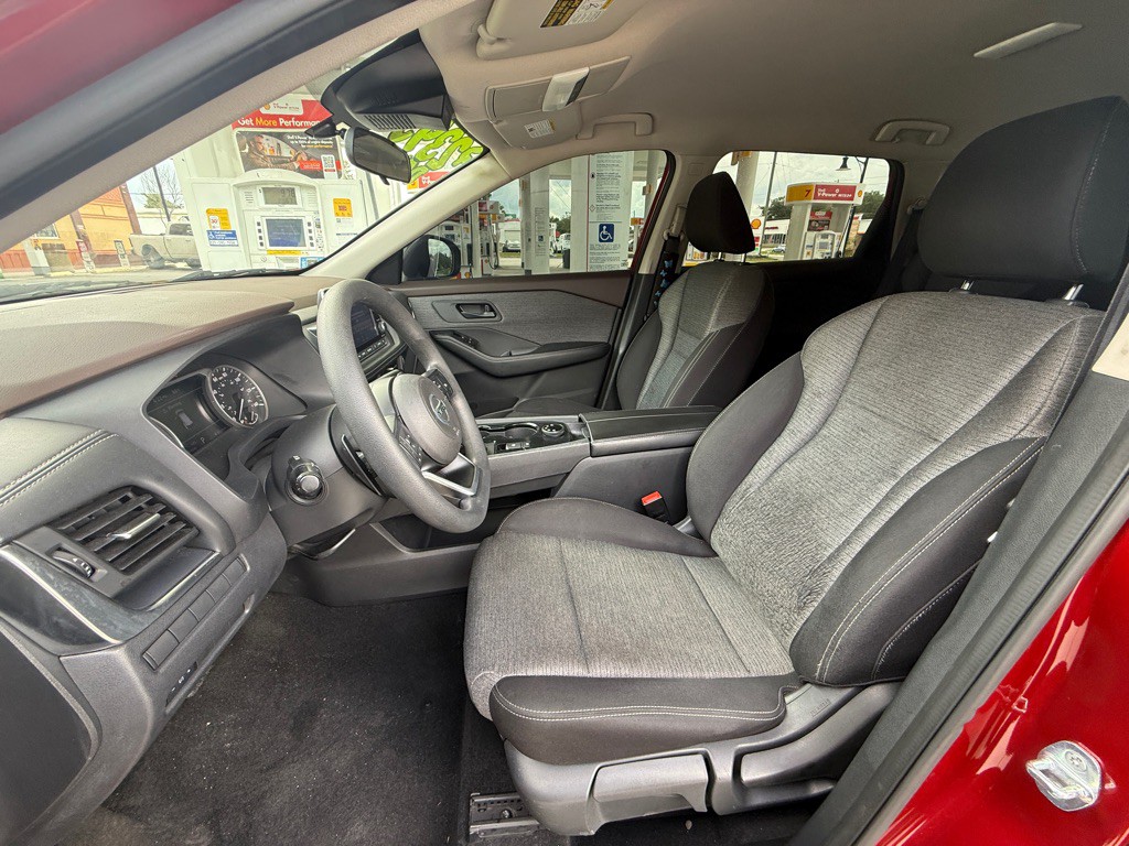 2021 Nissan Rogue Image 19