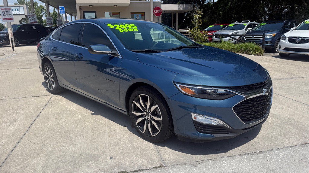 2025 Chevrolet Malibu Image 1