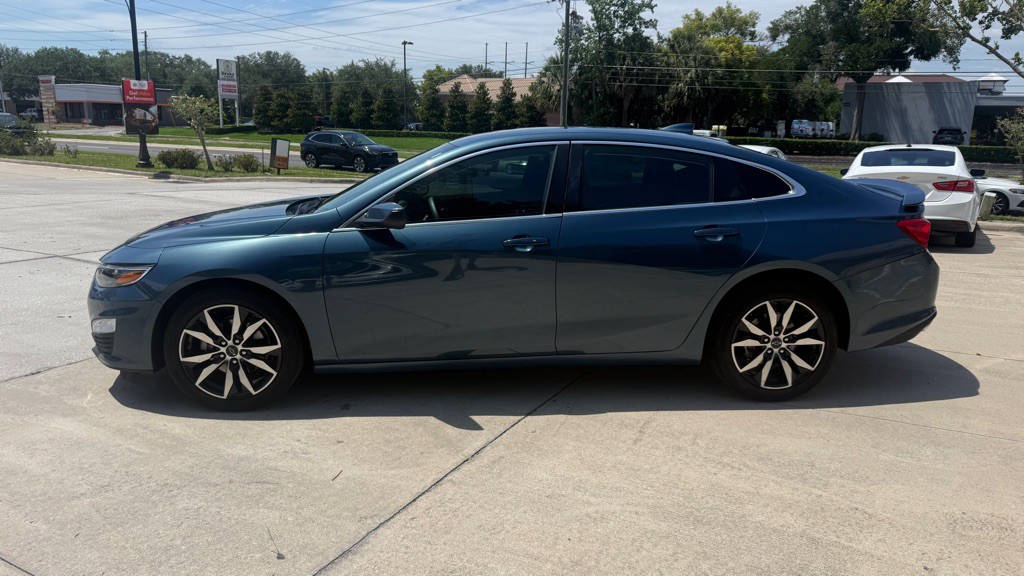 2025 Chevrolet Malibu Image 4