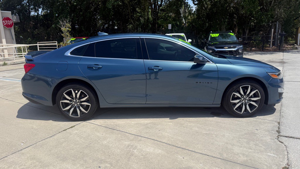 2025 Chevrolet Malibu Image 8