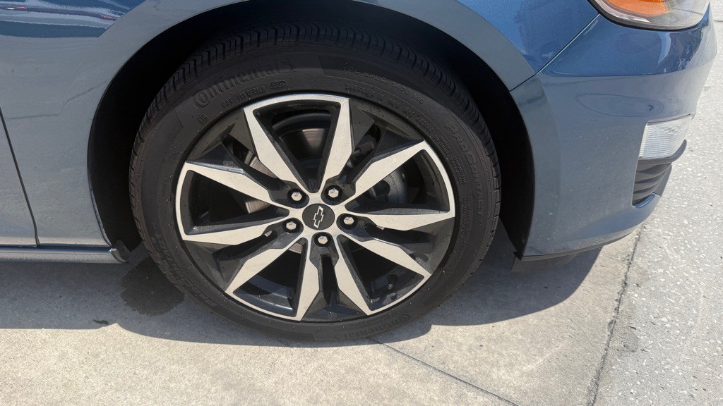 2025 Chevrolet Malibu Image 9